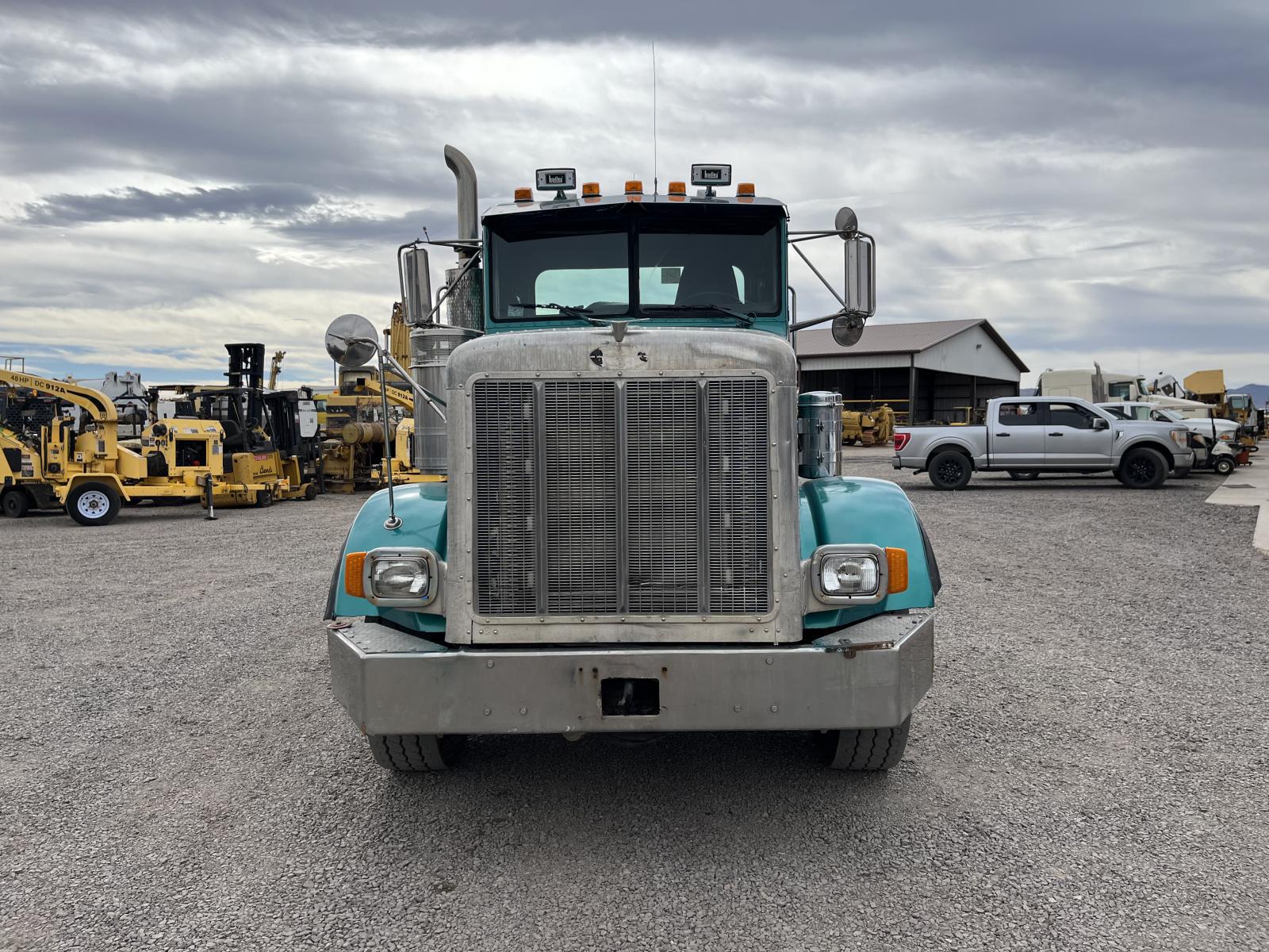 TRACTOCAMION PETERBILT 378